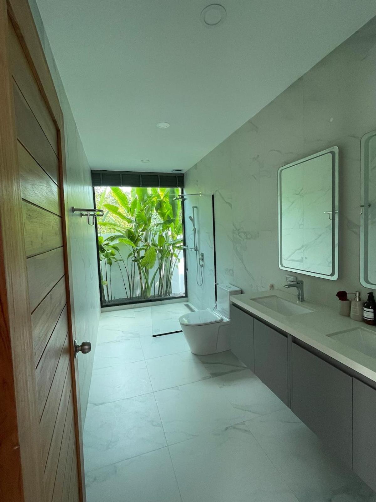 Laila Ko Samui